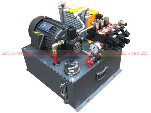大兰液压3路变量泵液压系统