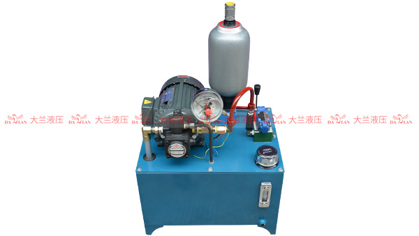 <i style='color:red'>蓄能器</i>安装使用注意事项